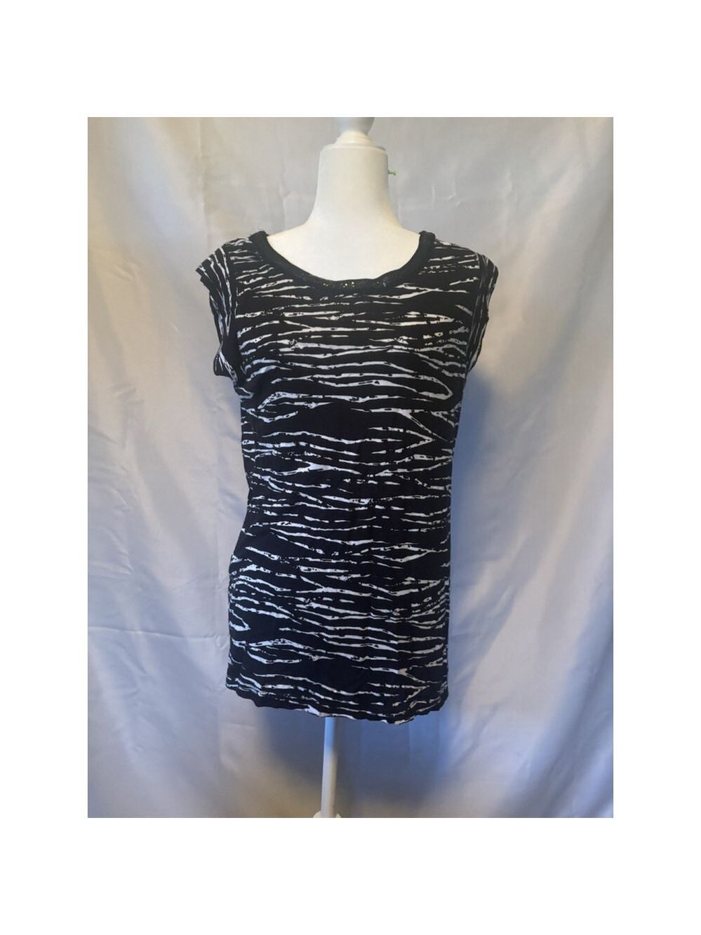 A New Approach Zebra Print Tank Top Large Black White Sequin Neck Sleeveless